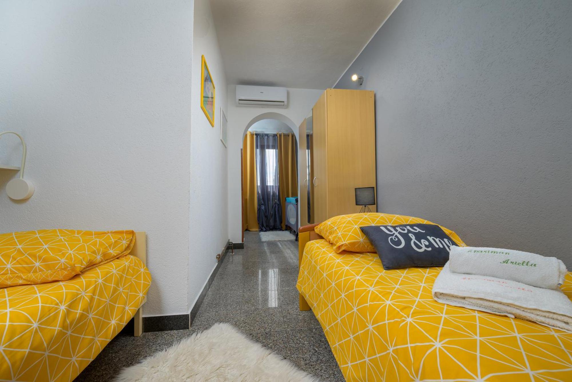 Holiday Apartment Ariella Krizanici Buitenkant foto